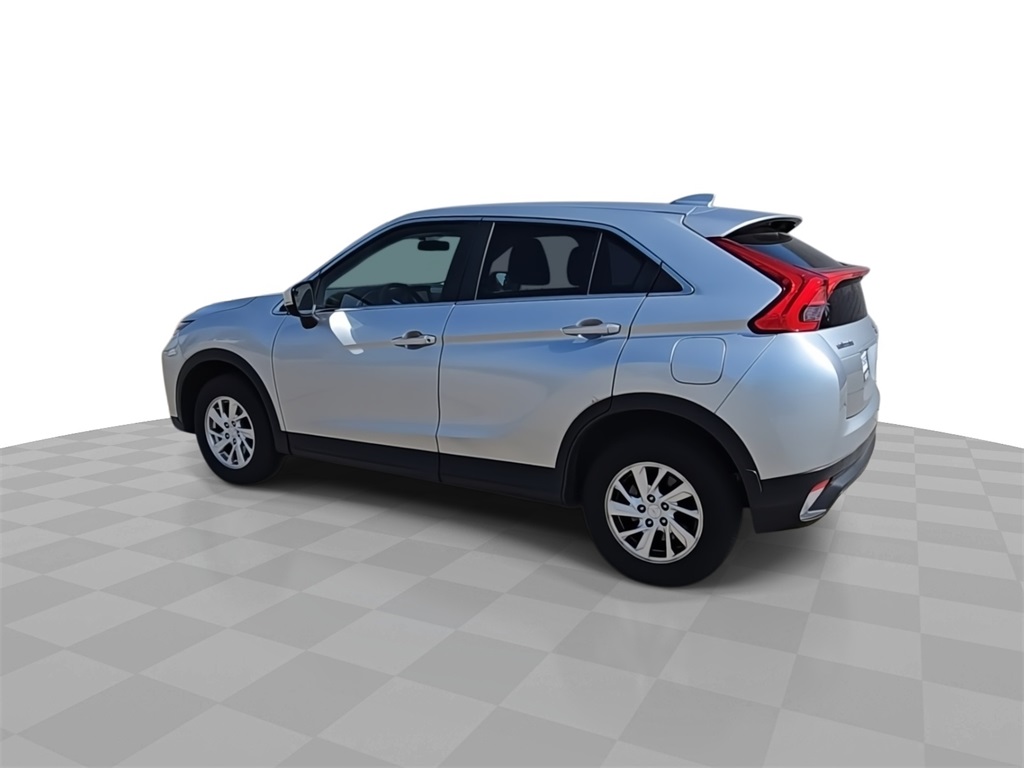 2018 Mitsubishi Eclipse Cross ES photo 6