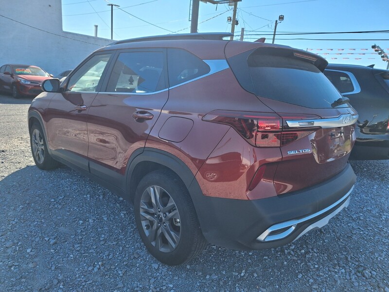 2023 Kia Seltos S photo 4