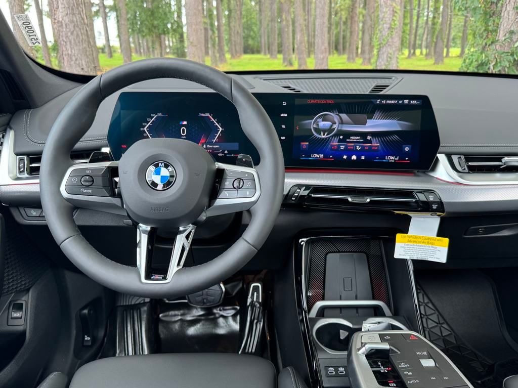 2025 Bmw X1 XDrive28i photo 3
