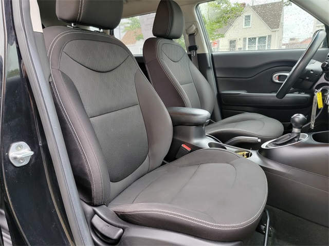 2016 Kia Soul Base photo 15