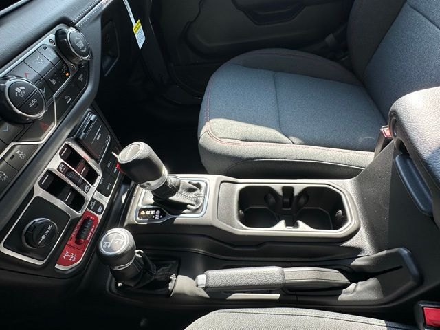 2025 Jeep Gladiator Rubicon photo 23