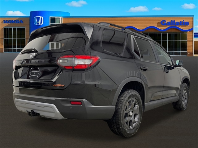 2025 Honda Pilot TrailSport photo 4
