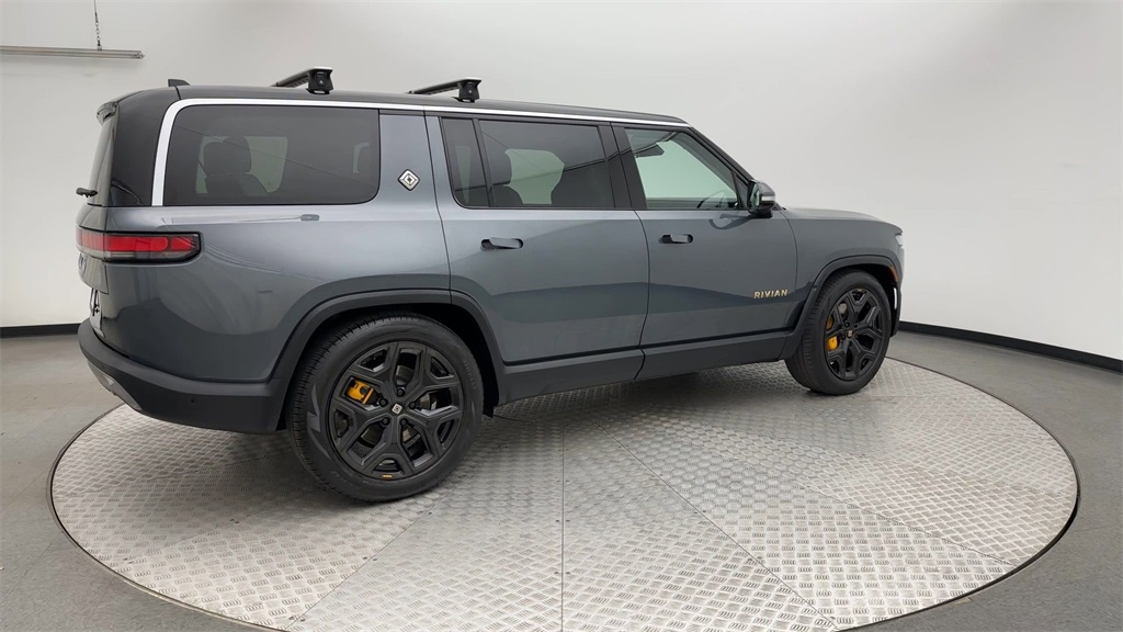 Used 2023 Rivian R1S Adventure with VIN 7PDSGABA0PN024563 for sale in Littleton, CO