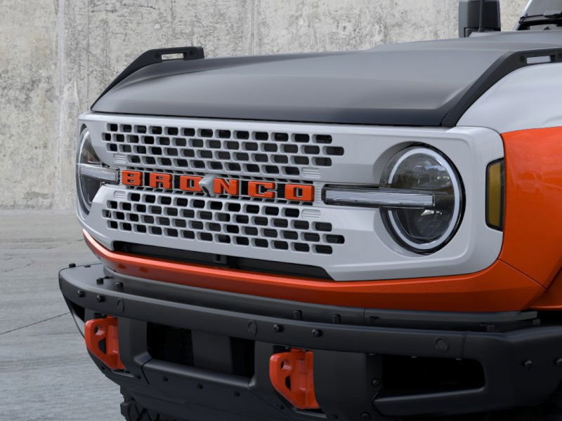 2025 Ford Bronco First Edition photo 16