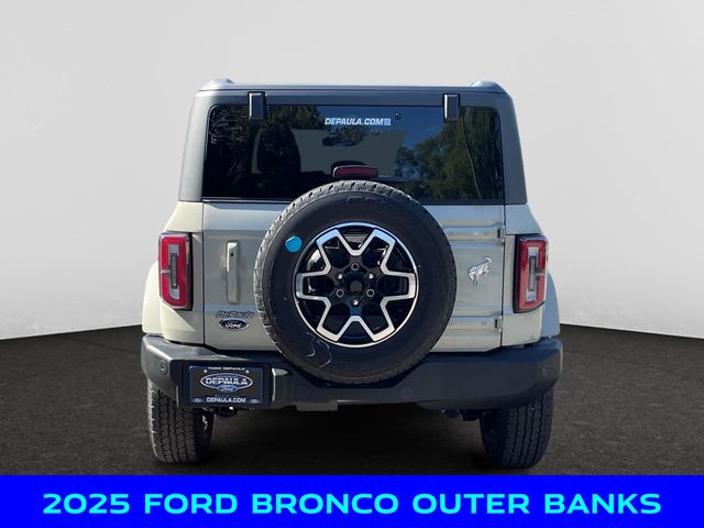 2025 Ford Bronco Outer Banks photo 4