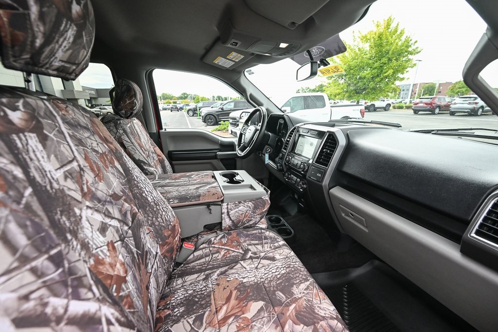 2016 Ford F-150 XLT photo 21