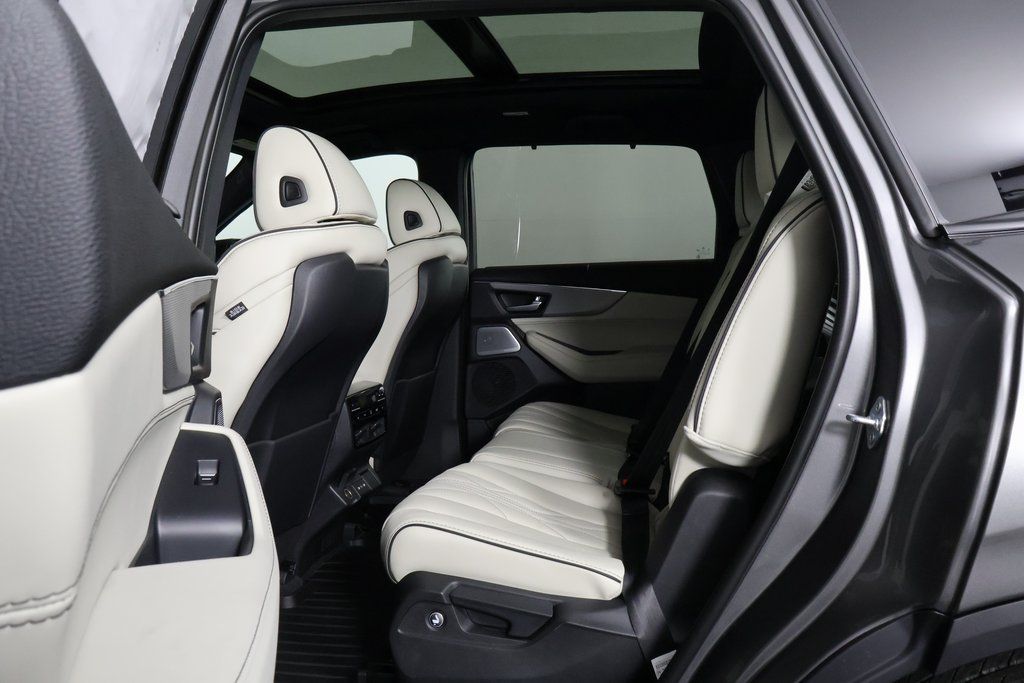 2026 Acura MDX SH-AWD A-Spec Advance photo 6