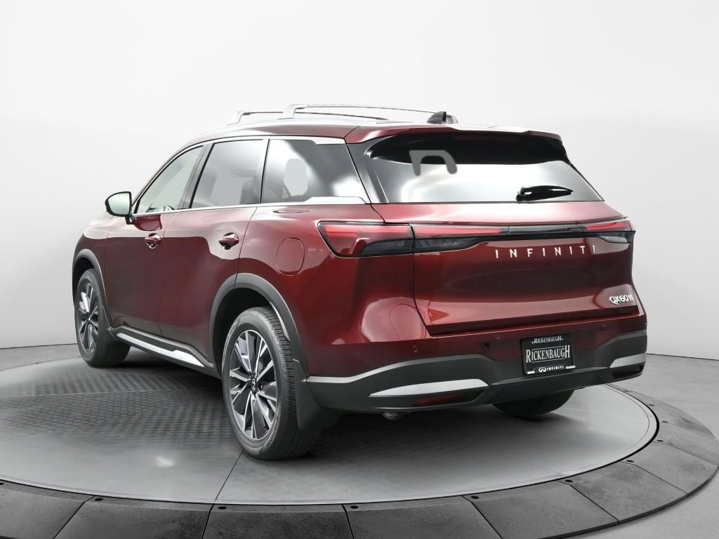 2026 Infiniti QX60 Luxe photo 5