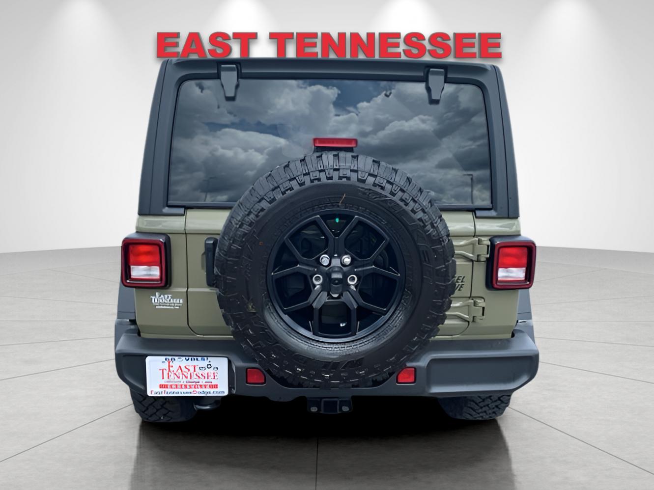 2025 Jeep Wrangler Willys photo 4