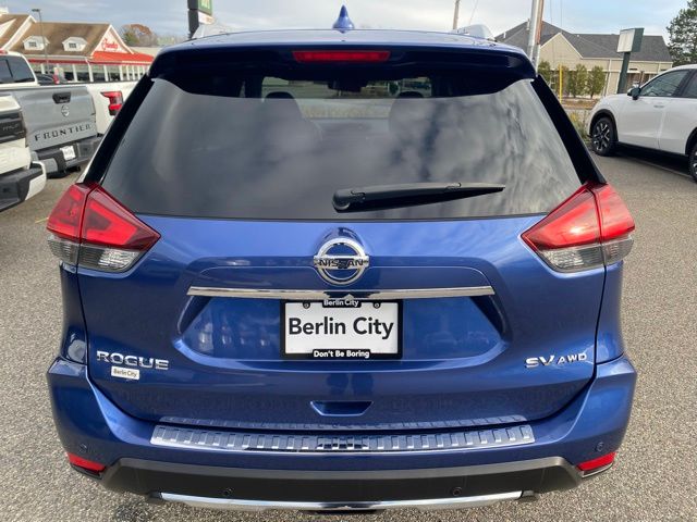 2020 Nissan Rogue SV photo 4
