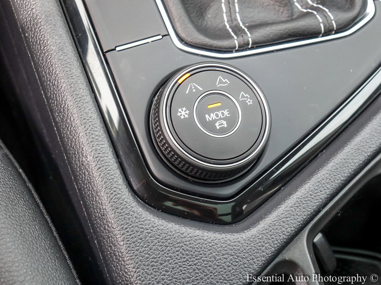 2023 VOLKSWAGEN TAOS - Image 16