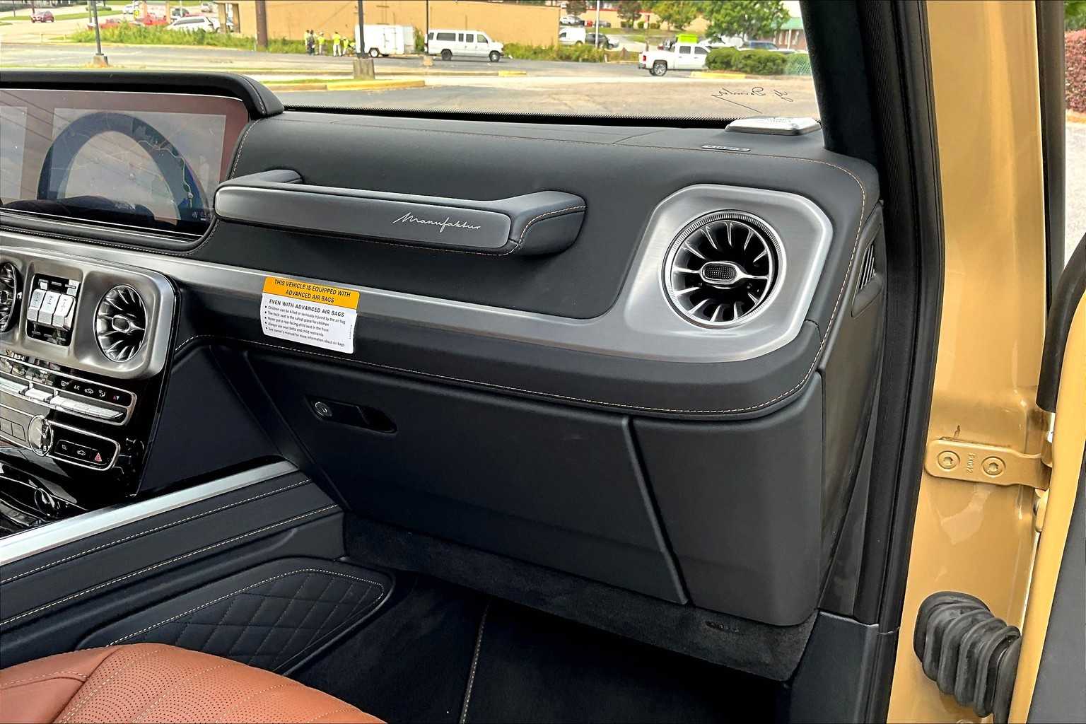 2024 Mercedes Benz G AMG 63 photo 17