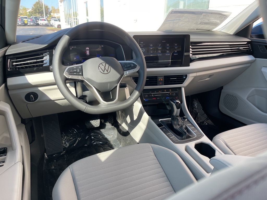 2025 Volkswagen Jetta 1.5T S photo 15