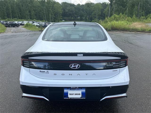 2025 Hyundai Sonata Hybrid Limited photo 4