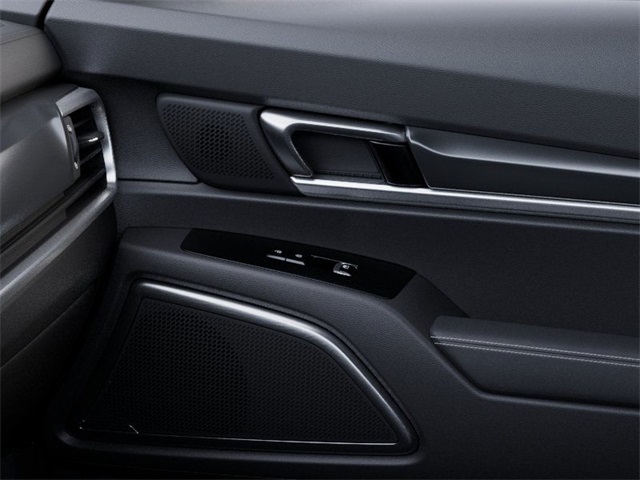 2025 Kia Telluride LX photo 22
