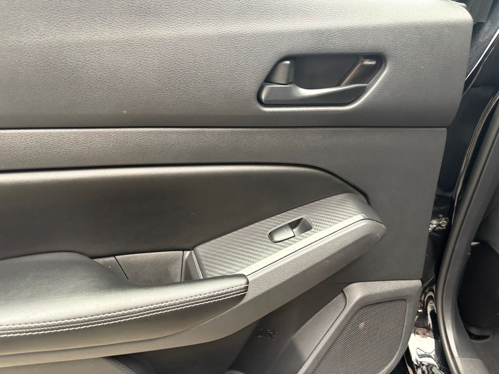 2024 Nissan Altima 2.5 SV photo 26