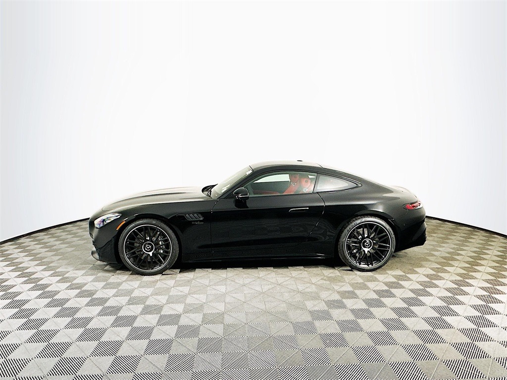 2026 Mercedes Benz AMG GT photo 3