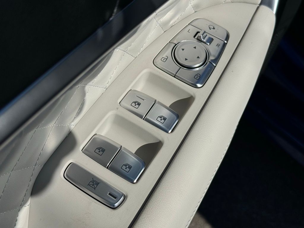 2025 Genesis G70 3.3T Sport Advanced photo 21