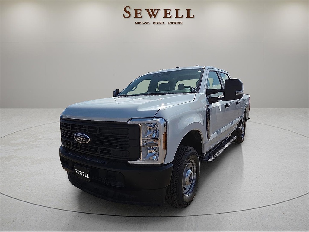 2025 Ford F-250 Super Duty XL's photo