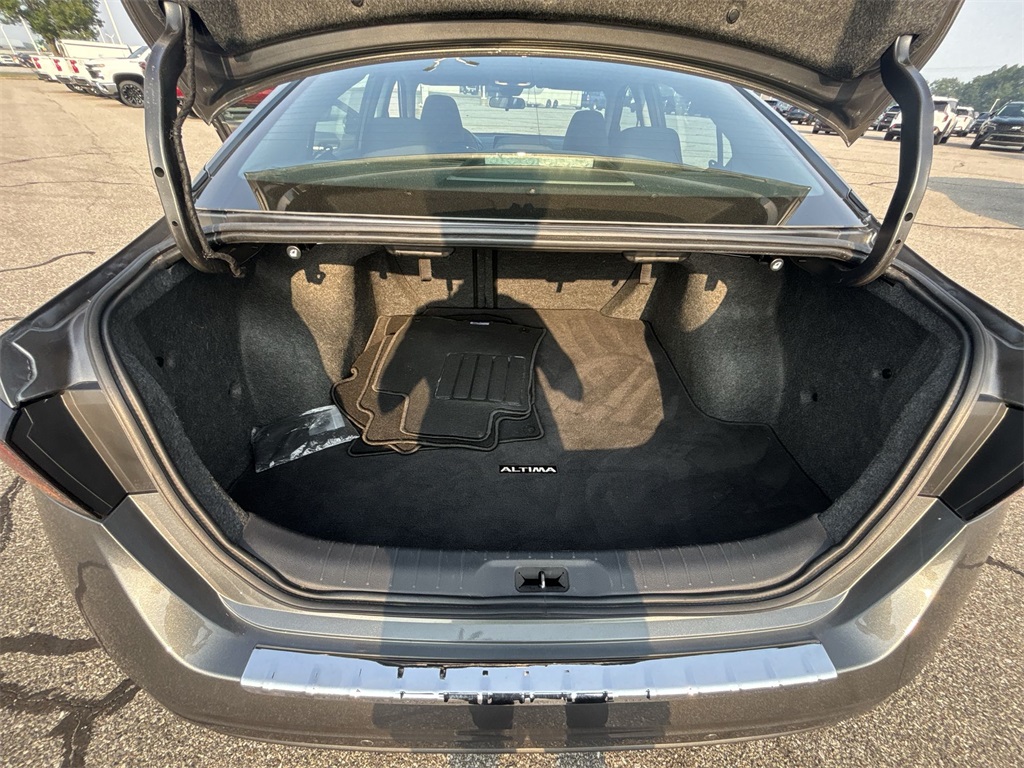 2022 Nissan Altima 2.5 SV photo 19