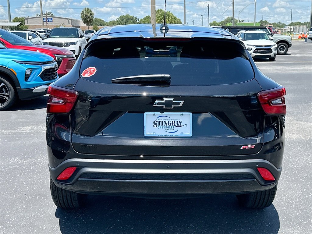 2025 Chevrolet Trax photo 5