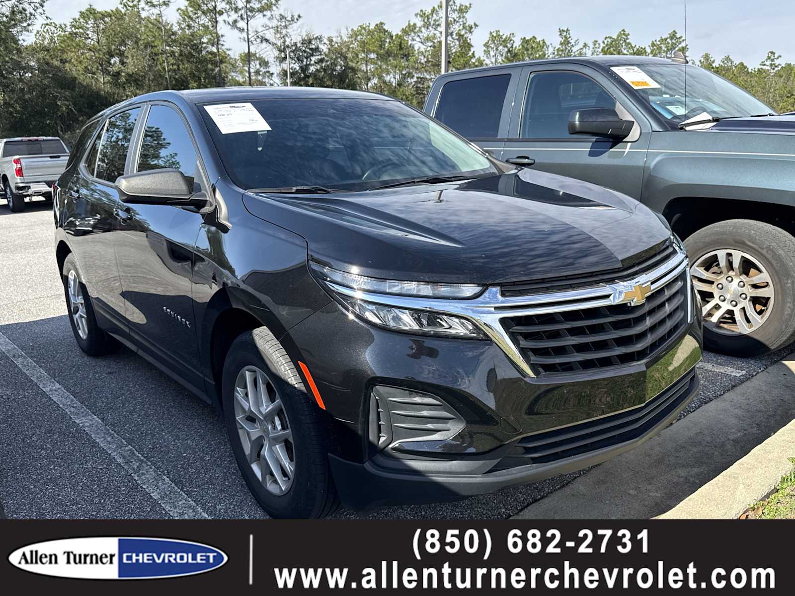 2022 Chevrolet Equinox LS's photo