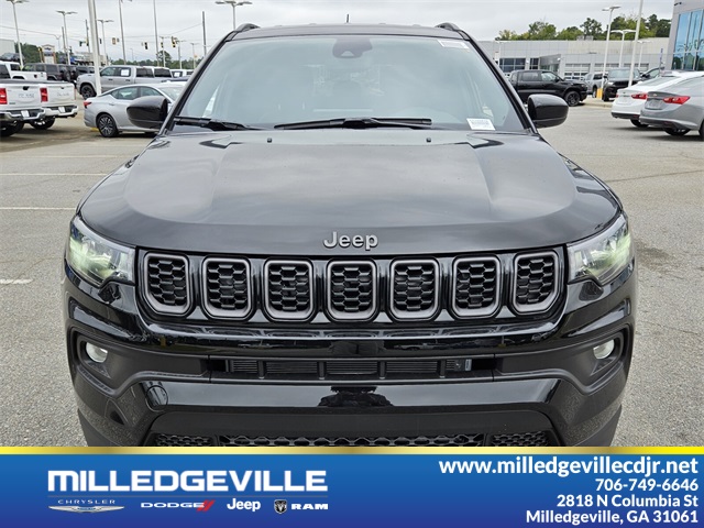 2026 Jeep Compass Latitude Altitude photo 2