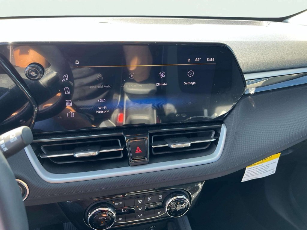 2025 Chevrolet Trailblazer LT photo 9