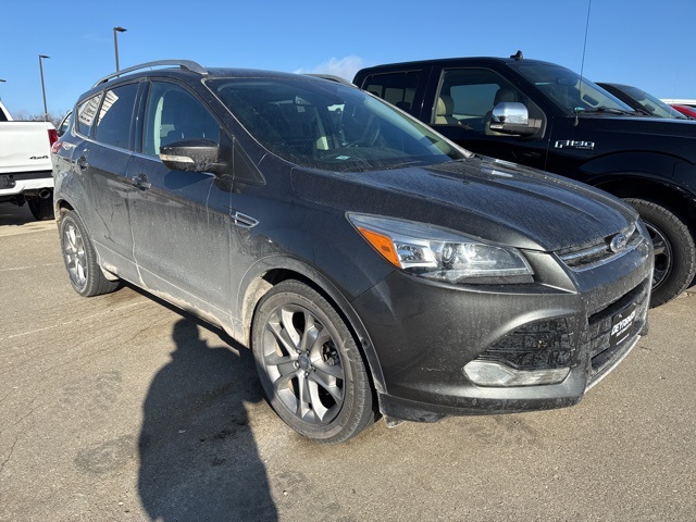2016 Ford Escape Titanium's photo