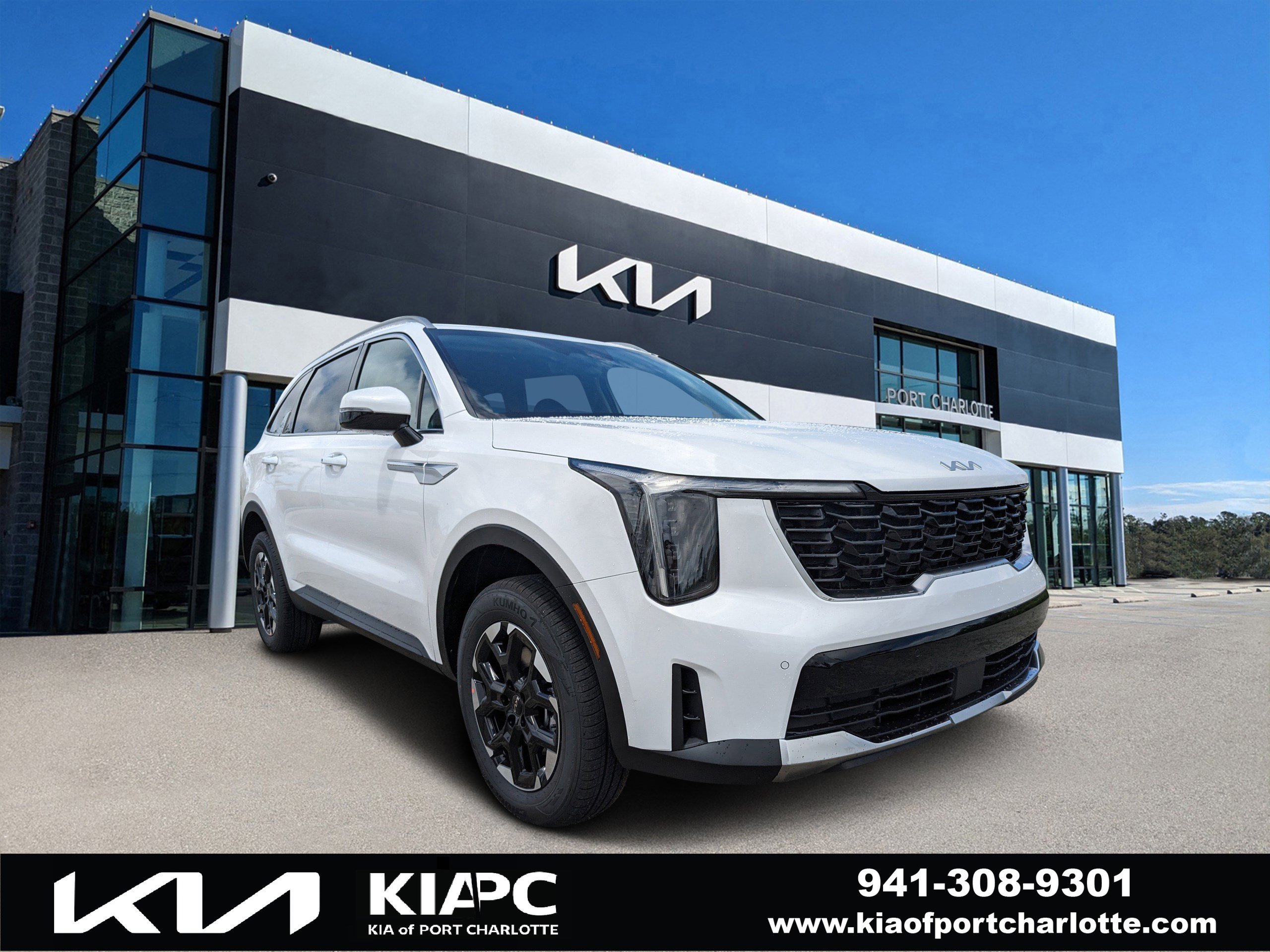 2025 Kia Sorento S's photo