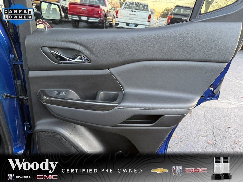 2023 GMC ACADIA - Image 35