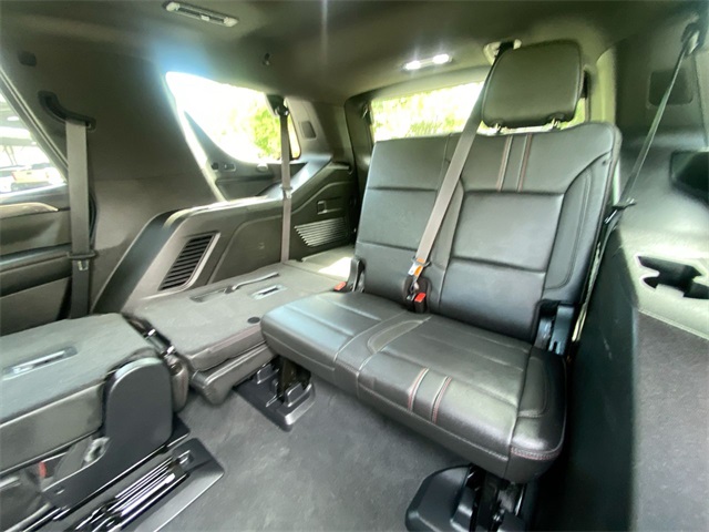 2021 Chevrolet Tahoe RST photo 16