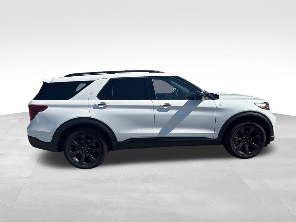 2024 Ford Explorer ST-Line photo 5