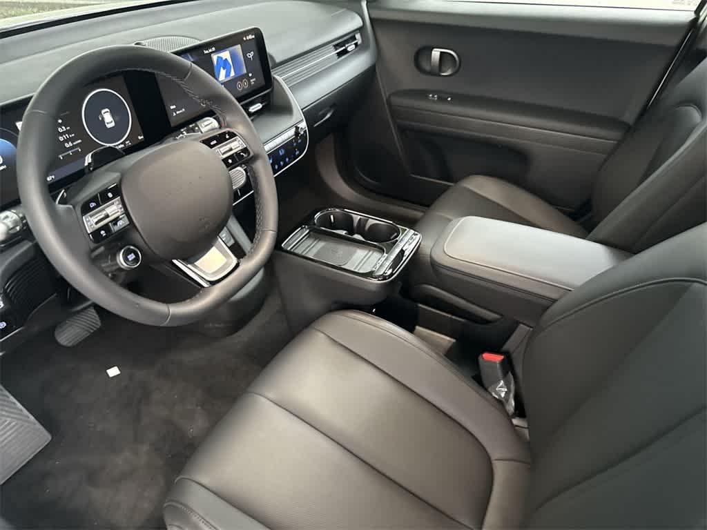 2025 Hyundai Ioniq 5 SEL photo 13