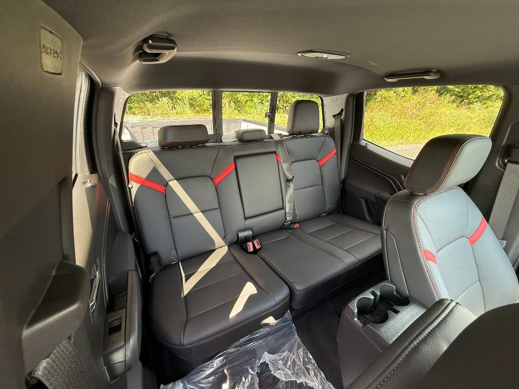 2026 Chevrolet Colorado Z71 photo 26