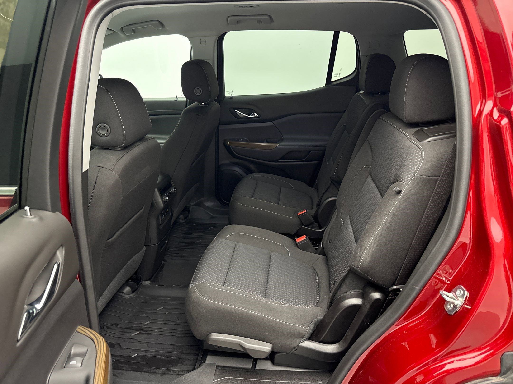 2023 Gmc Acadia SLE photo 13
