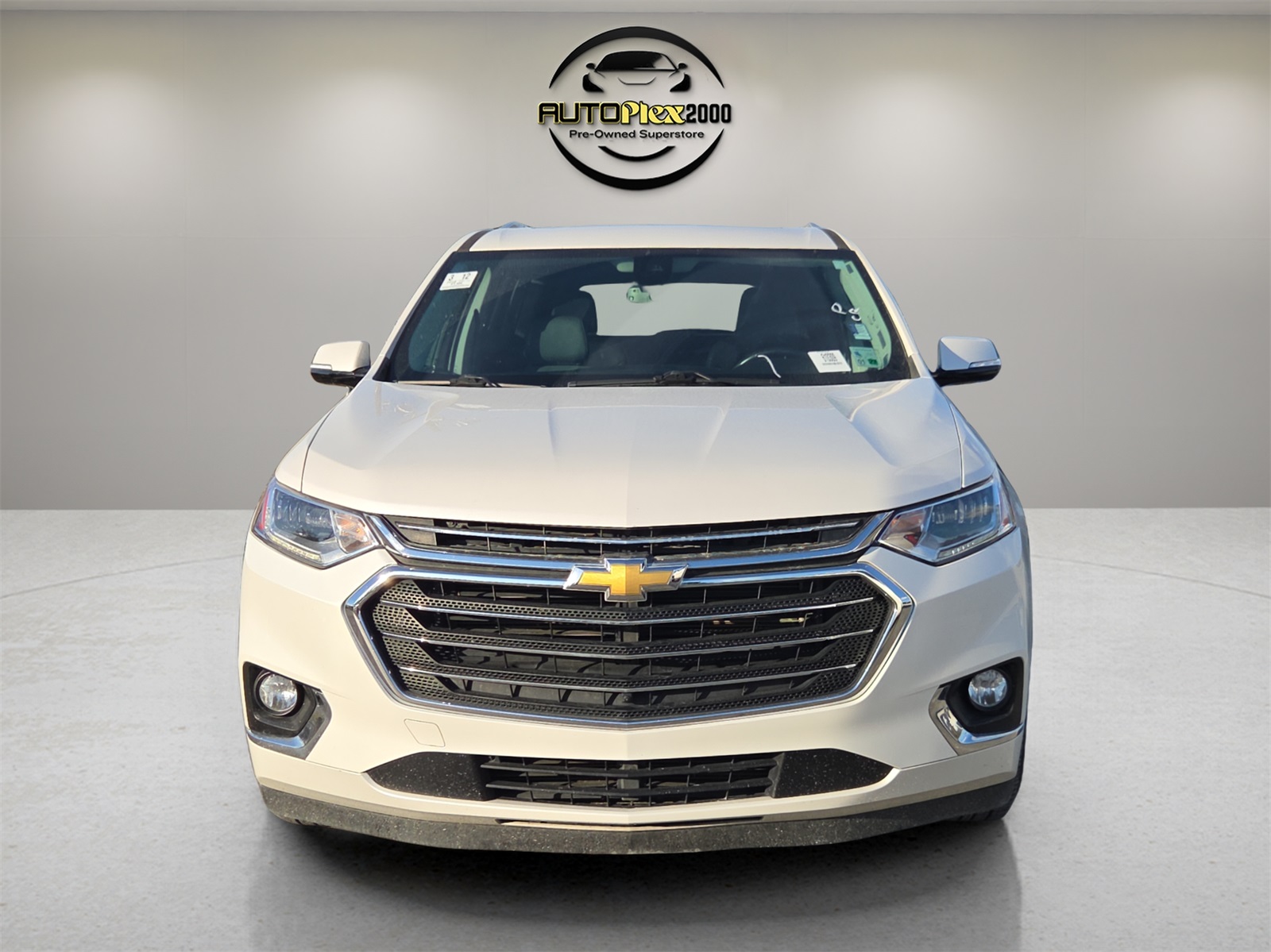 2018 Chevrolet Traverse Premier photo 2