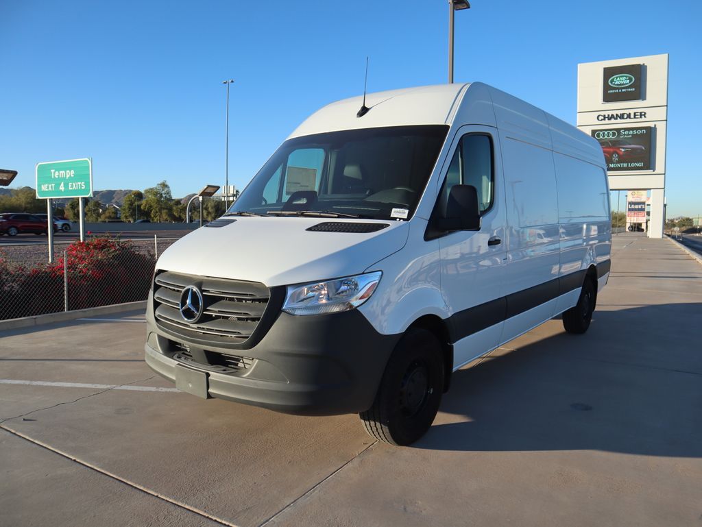 2025 Mercedes-Benz Sprinter Cargo Van Base's photo