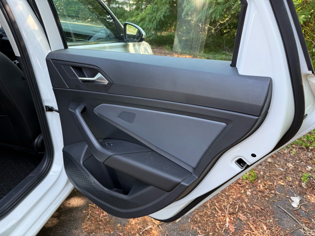2025 Volkswagen Jetta SE photo 6