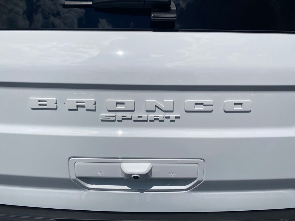 2025 Ford Bronco Sport Outer Banks photo 32