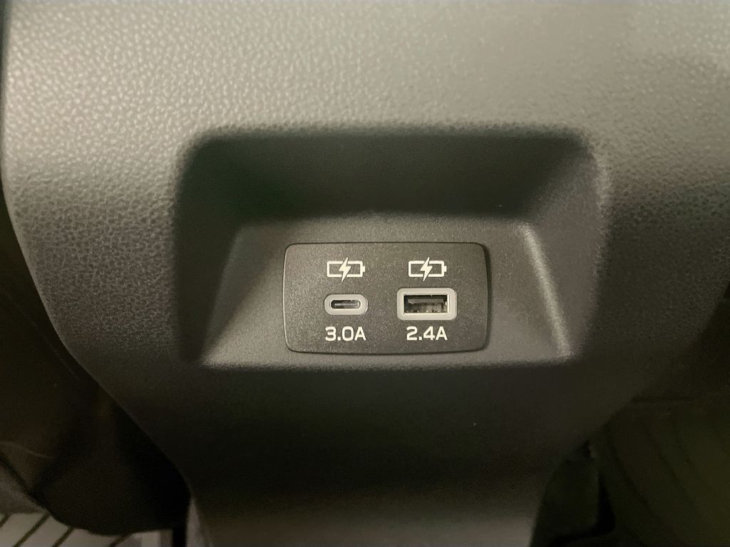 2025 Subaru Crosstrek Limited photo 29