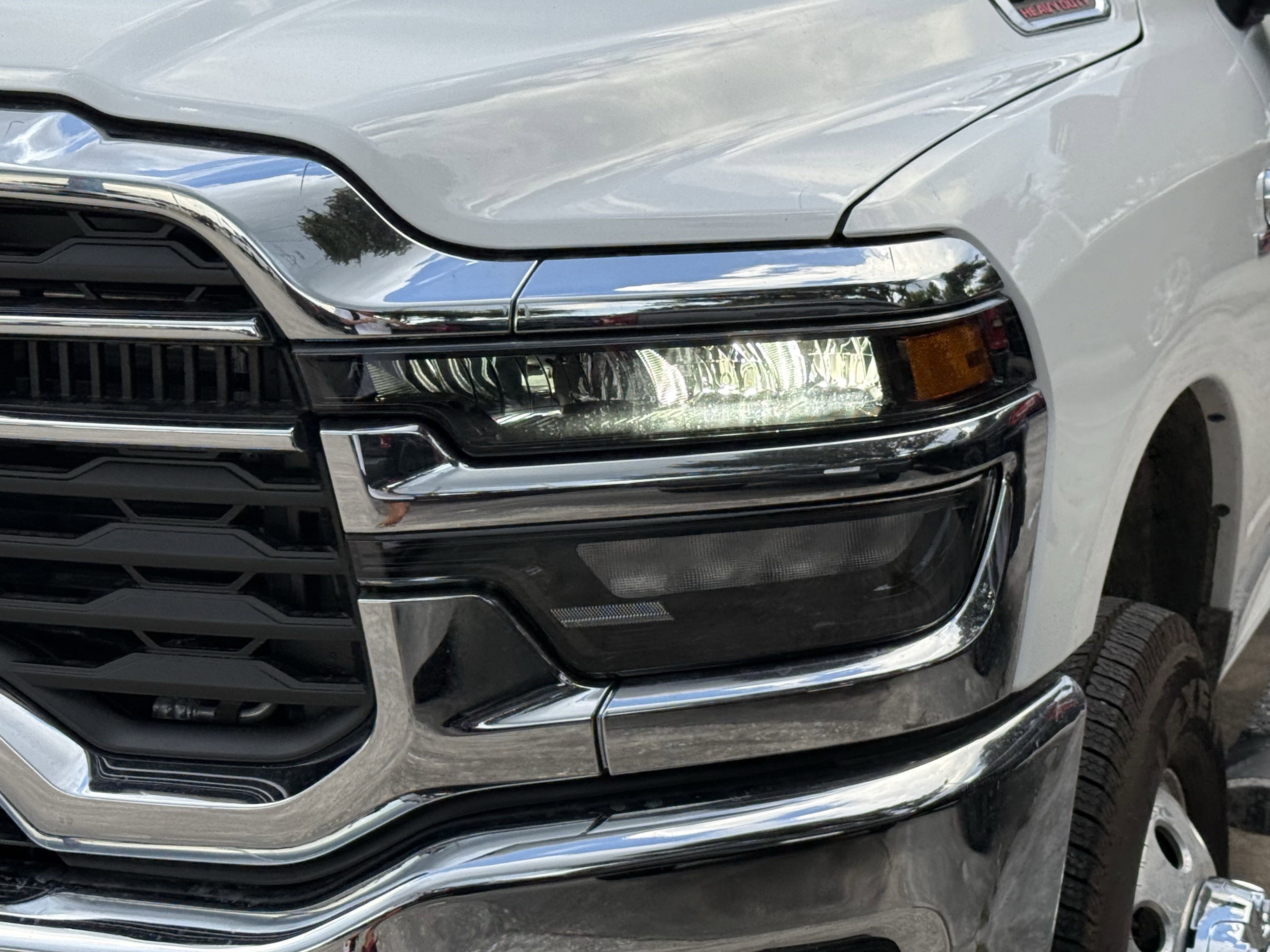 2026 Ram 3500 Tradesman photo 4