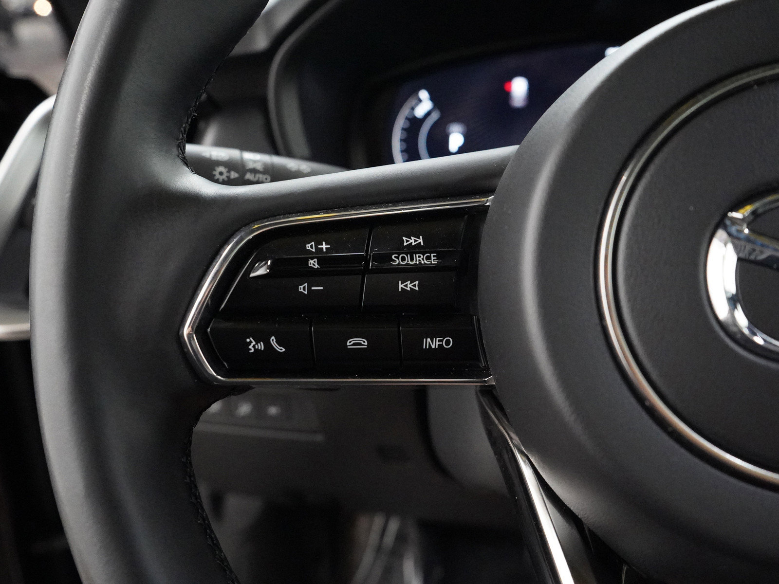 2024 Mazda CX-90 Premium Plus photo 23