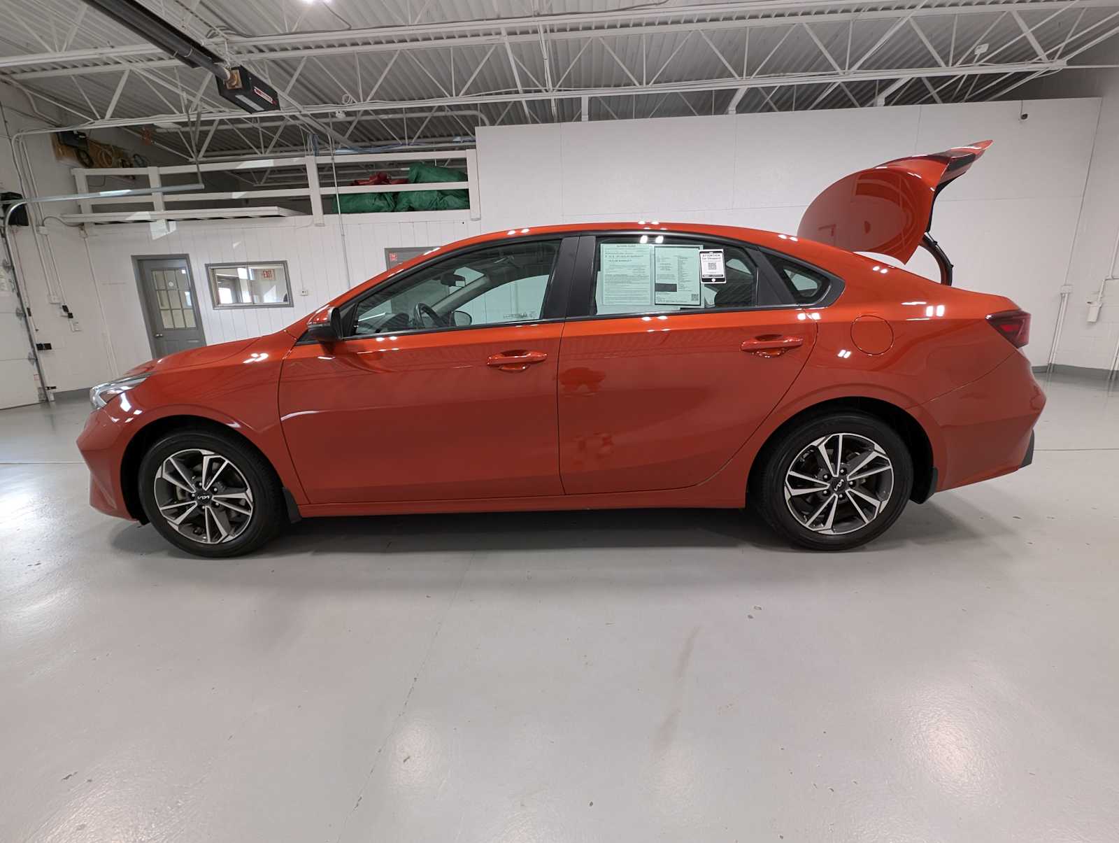 2023 Kia Forte LXS photo 11