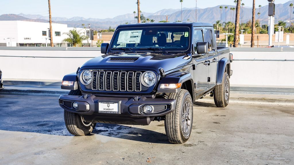2025 Jeep Gladiator Sport S photo 4
