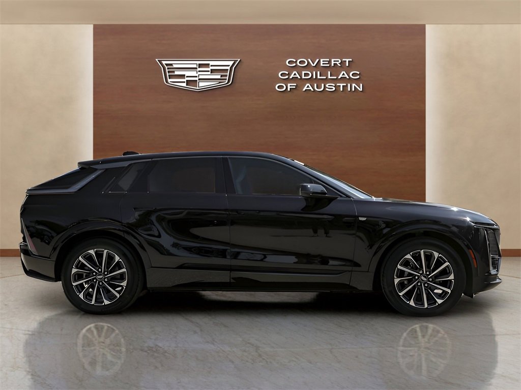 2024 Cadillac Lyriq Sport photo 5
