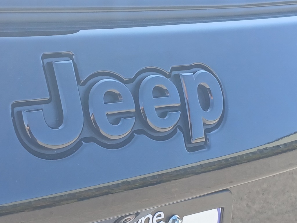 2023 Jeep Compass North Edition Latitude photo 24