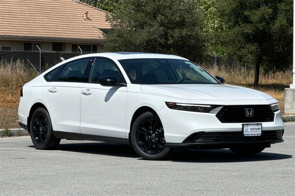 2025 Honda Accord SE photo 2