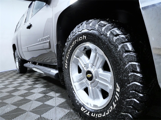 Used 2013 Chevrolet Silverado 1500 LT with VIN 1GCRKSE70DZ136505 for sale in Apple Valley, Minnesota