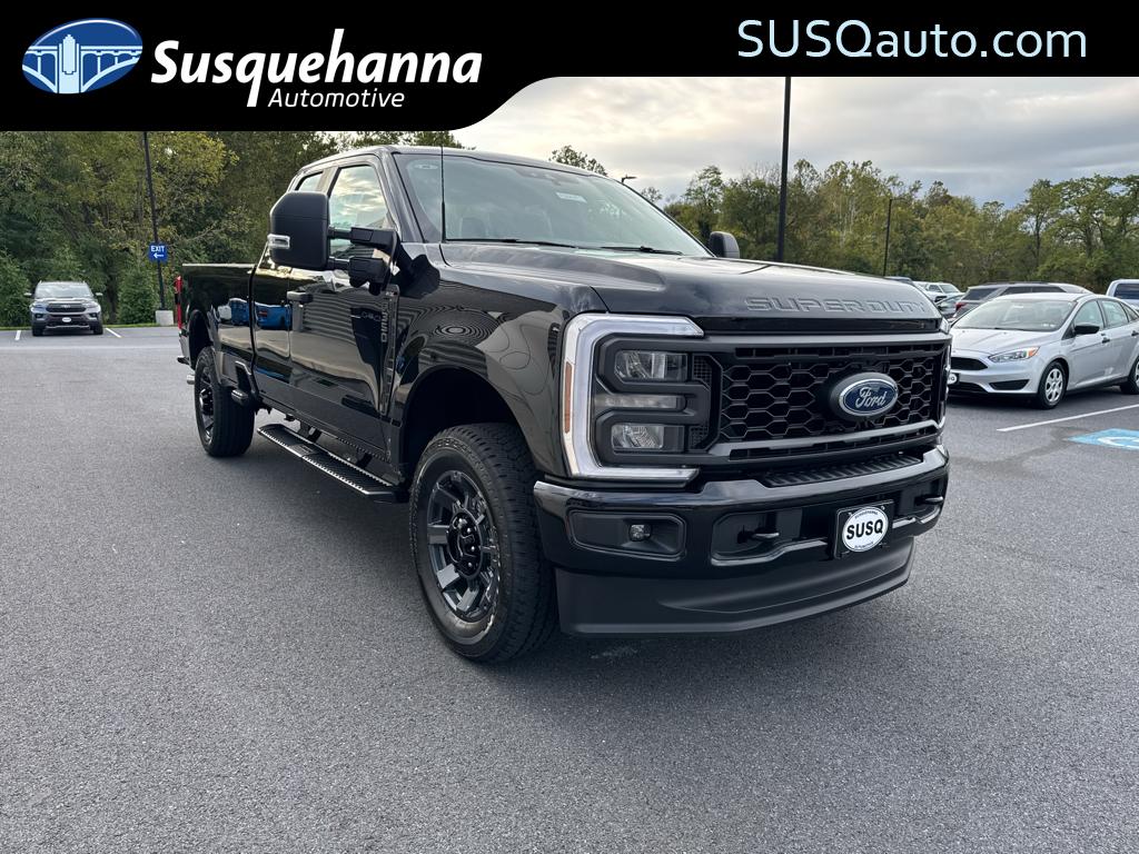 2026 Ford F-350 Super Duty XL's photo